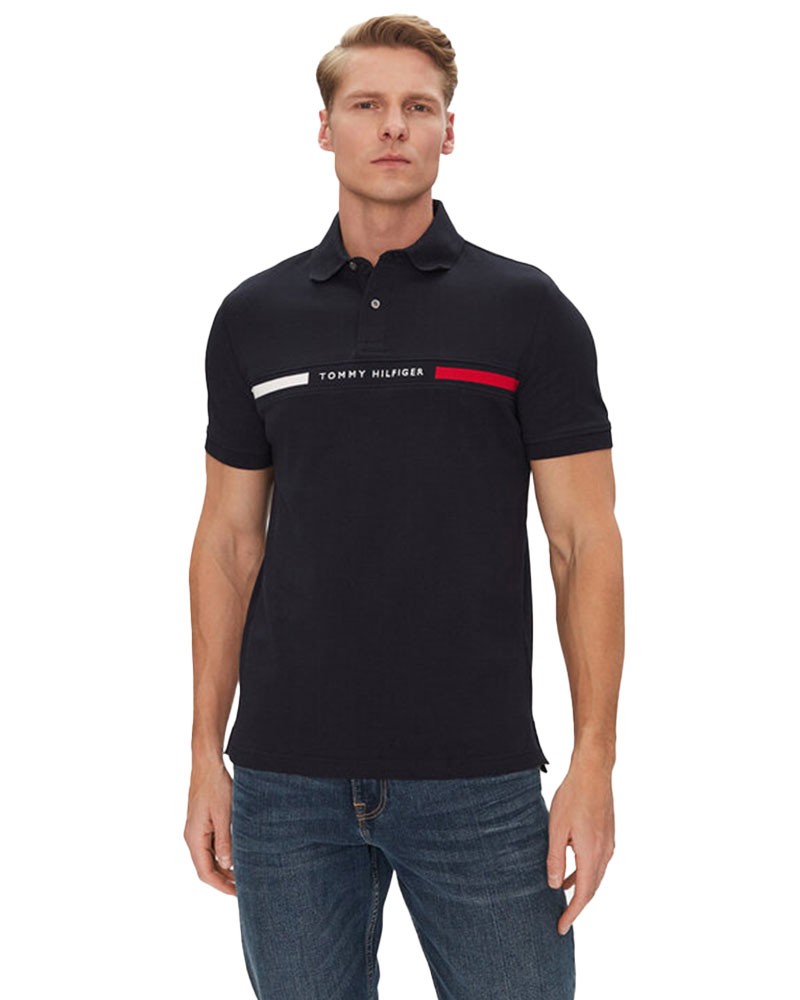 TOMMY HILFIGER Polo con logo en la parte delantera